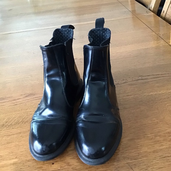 Dr. Martens Shoes - Dr. Martens Flora Chelsea Boots size 39 Vintage